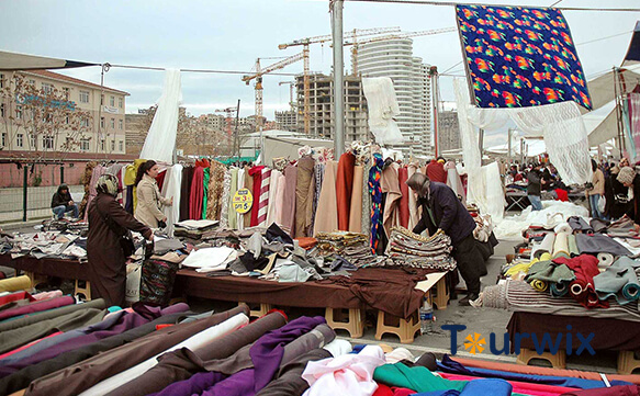 Wo ist der Kadiköy Flohmarkt, wie kommt man dorthin?